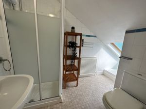 Bathroom- click for photo gallery